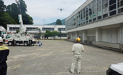 （２）サテライト会場（１）：揖斐川町　旧久瀬小中学校グラウンド